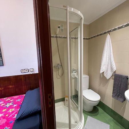 Habitacion Con Bano Privado Bilbao Exterior foto